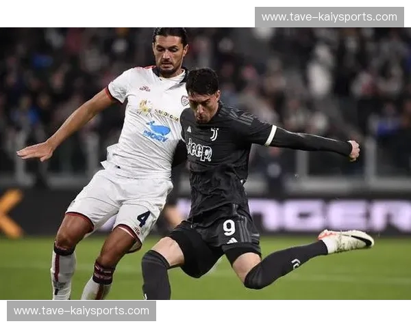 斑马军团的意志：尤文图斯与卡利亚里的史诗对决，荣耀与梦想的交响